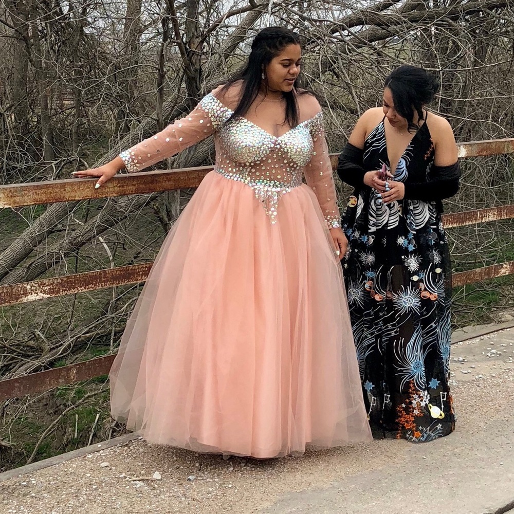 Hebeos Prom Dress